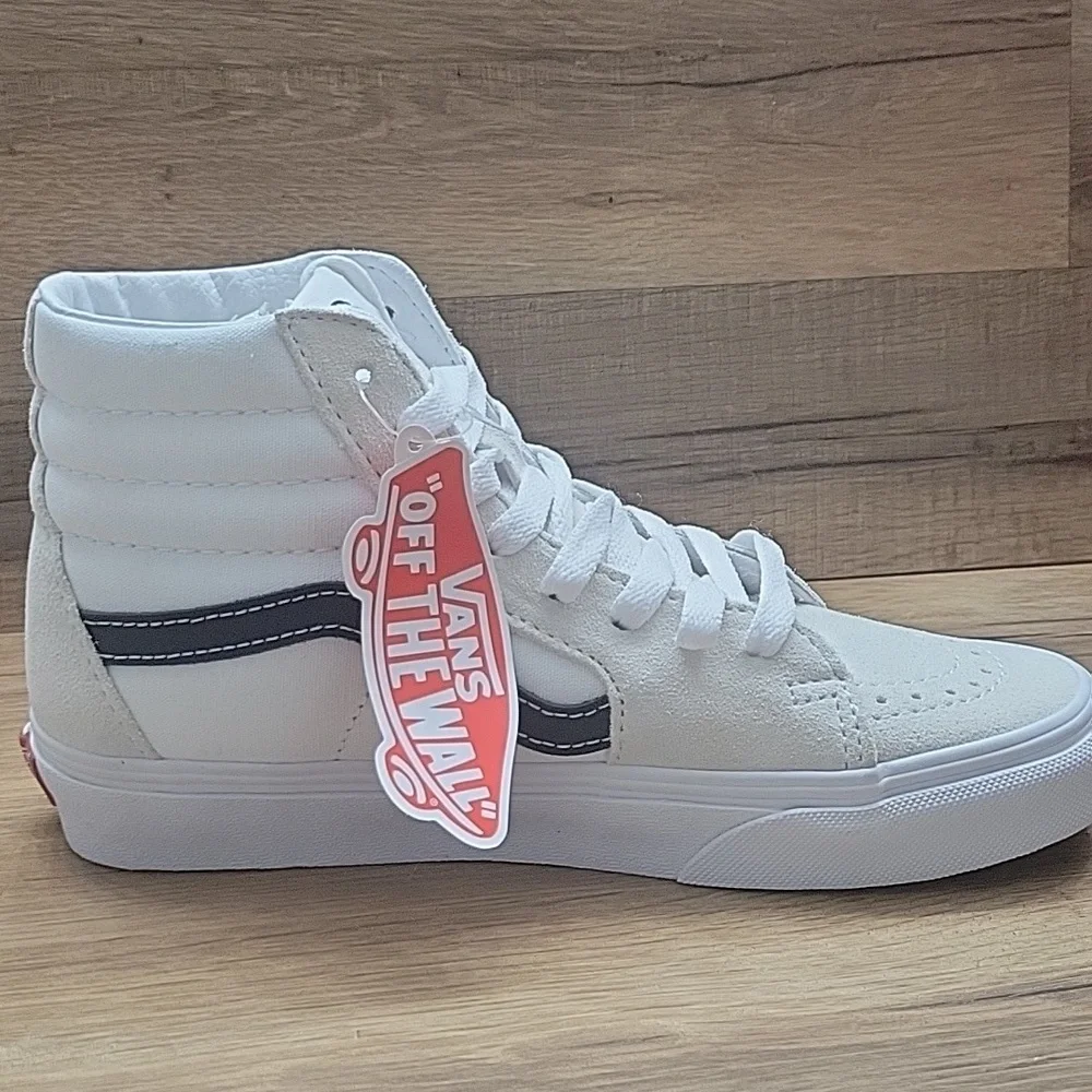 Van's SK8-Hi Brand new in the box no lid authentic uper textile and leather .